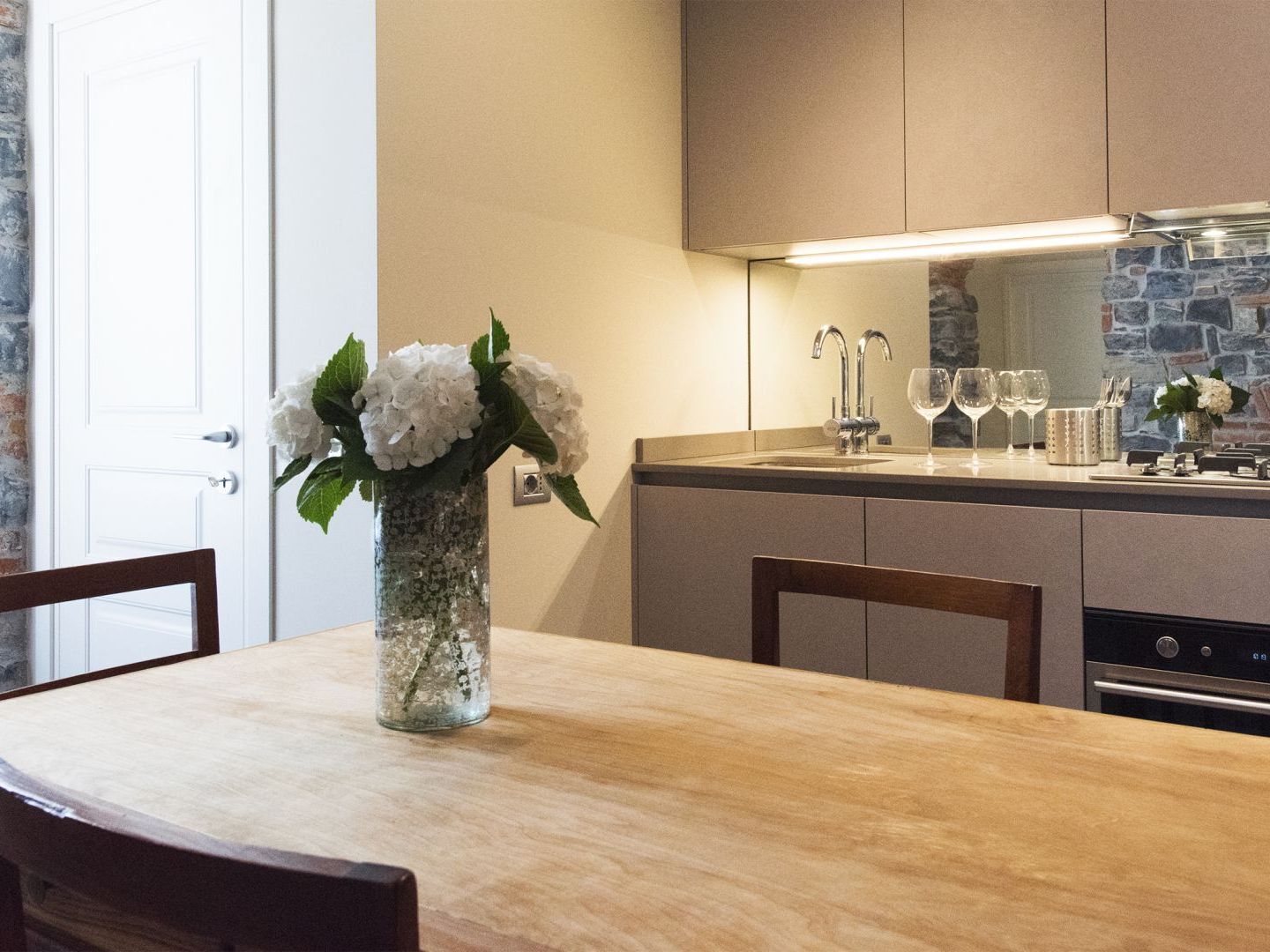 Joivy Elegant 1Br Flat Near City Centre Como Exteriör bild